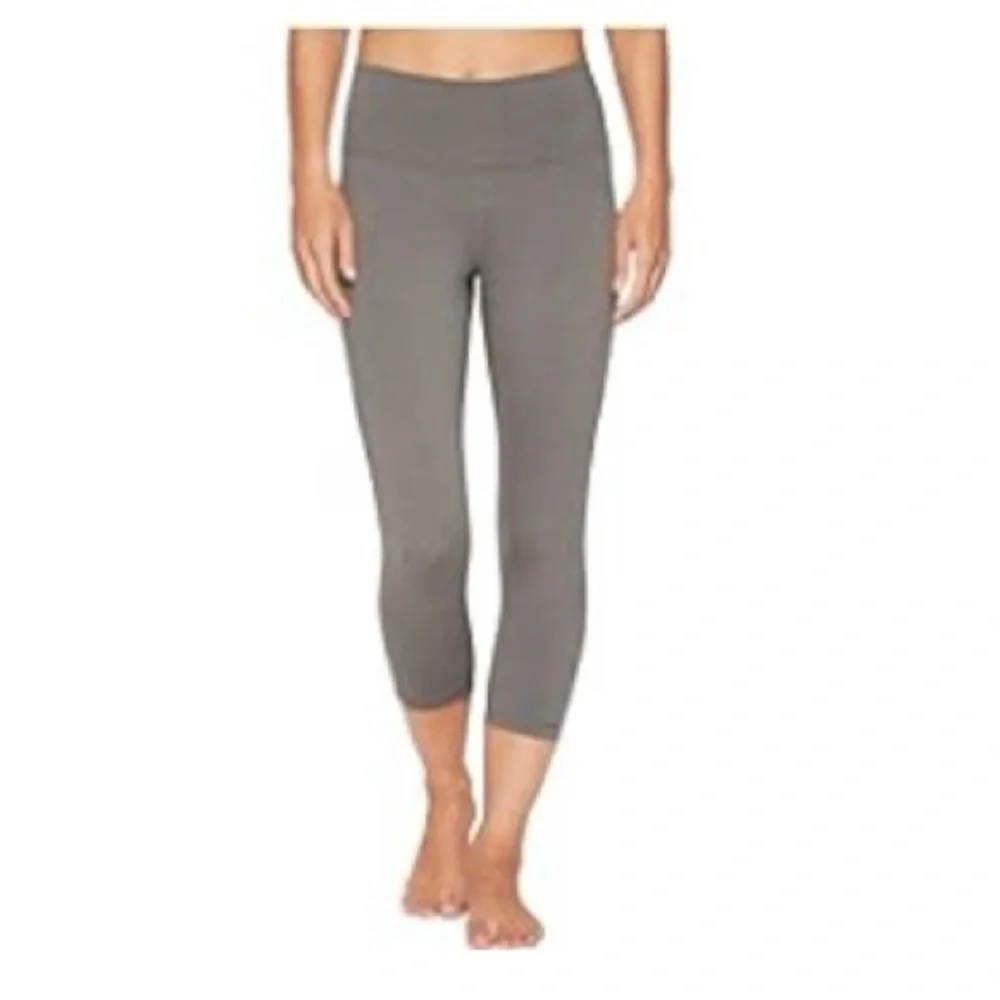 Adidas🧘‍♀️ - Picture 2 of 13